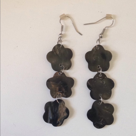 Earrings - Picture 2 of 2